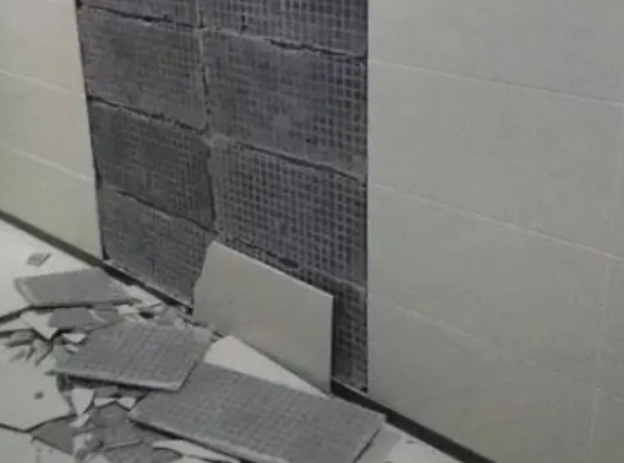 鄂州瓷砖空鼓维修公司分享下鄂州墙砖松动维修的知识